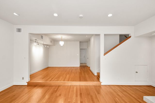 3025 Bissonnet Street, Houston, TX 77005