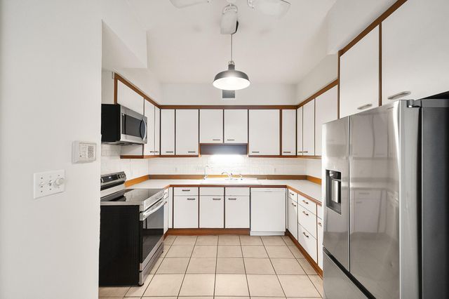 3025 Bissonnet Street, Houston, TX 77005