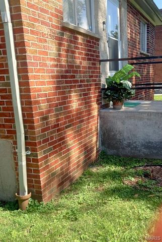 926 Eastgate Avenue, St Louis, MO 63130