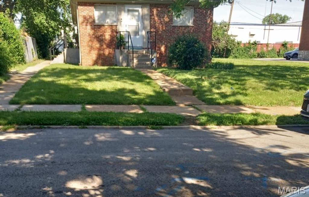 926 Eastgate Avenue, St Louis, MO 63130