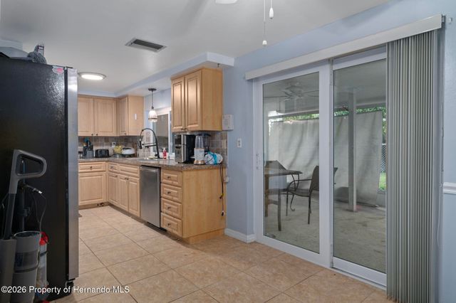 12514 Coffee Hill Row, Hudson, FL 34667