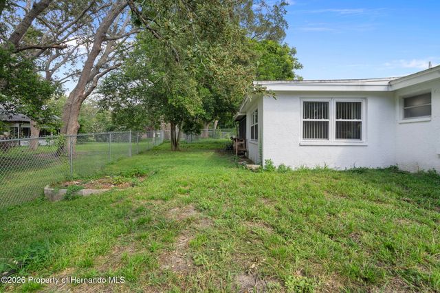 12514 Coffee Hill Row, Hudson, FL 34667