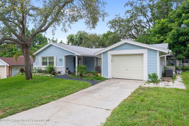 12514 Coffee Hill Row, Hudson, FL 34667