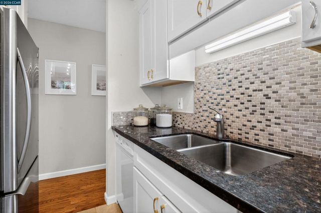 1241 Homestead 211, Walnut Creek, CA 94598