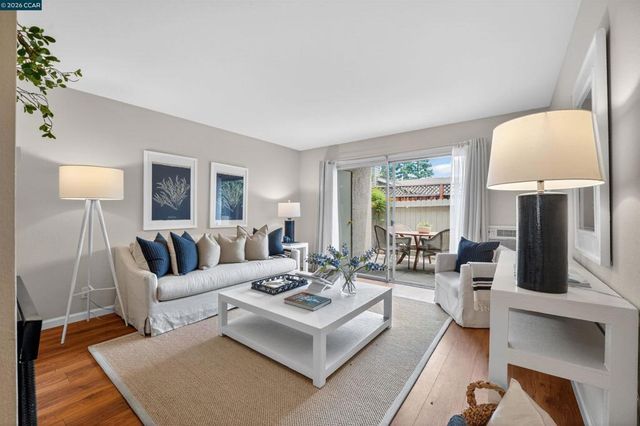 1241 Homestead 211, Walnut Creek, CA 94598