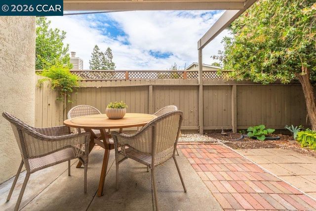1241 Homestead 211, Walnut Creek, CA 94598