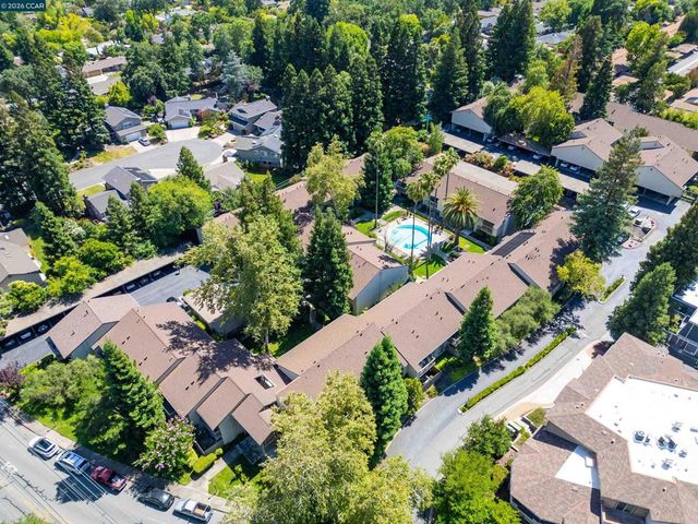 1241 Homestead 211, Walnut Creek, CA 94598