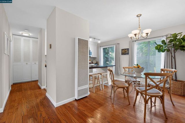 1241 Homestead 211, Walnut Creek, CA 94598