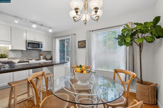 1241 Homestead 211, Walnut Creek, CA 94598