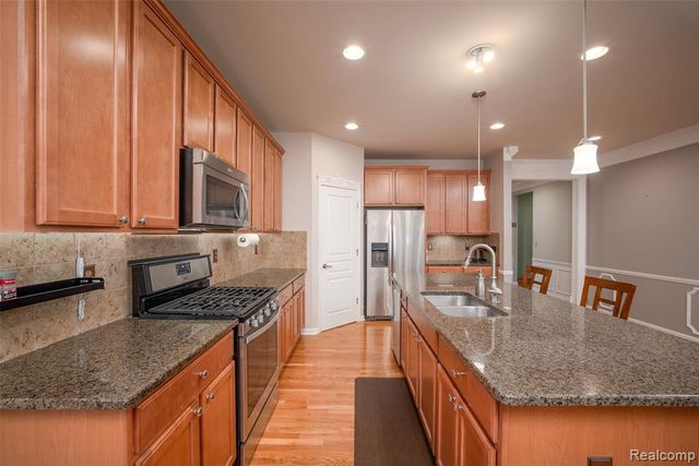 292 Bryce Court, Howell, MI 48843