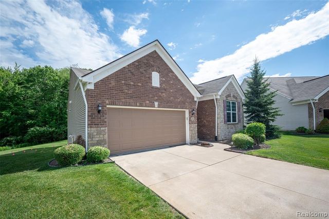 292 Bryce Court, Howell, MI 48843