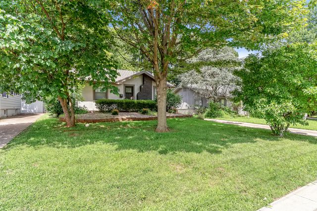 1723 S Jefferson Avenue, Springfield, MO 65807