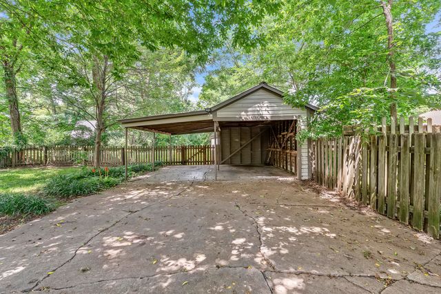 1723 S Jefferson Avenue, Springfield, MO 65807