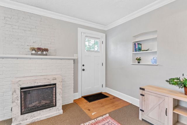 1723 S Jefferson Avenue, Springfield, MO 65807