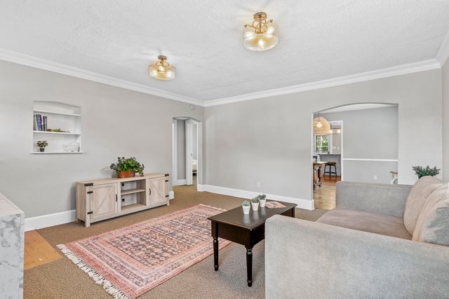 1723 S Jefferson Avenue, Springfield, MO 65807