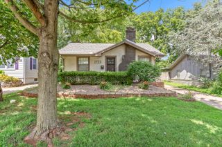1723 S Jefferson Avenue, Springfield, MO 65807