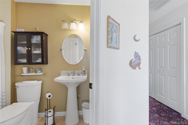 64 Tee Lane, Red Hook, NY 12571