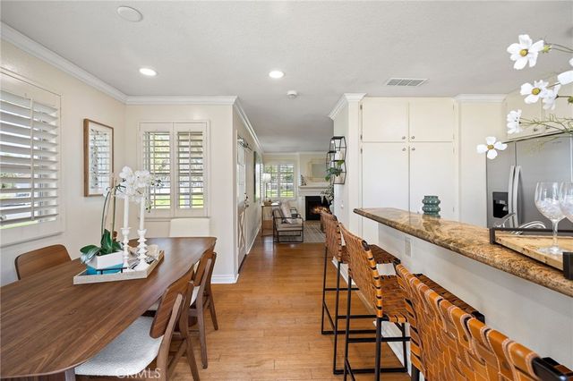 77 Greenbough 155, Irvine, CA 92614