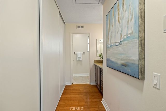 77 Greenbough 155, Irvine, CA 92614