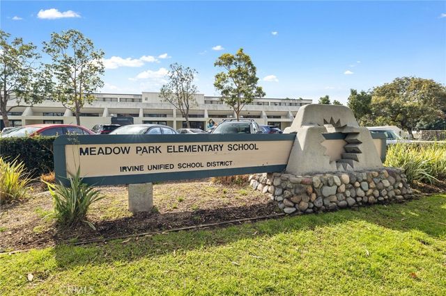 77 Greenbough 155, Irvine, CA 92614