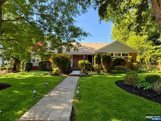 72 Foster Road, Tenafly, NJ 07670