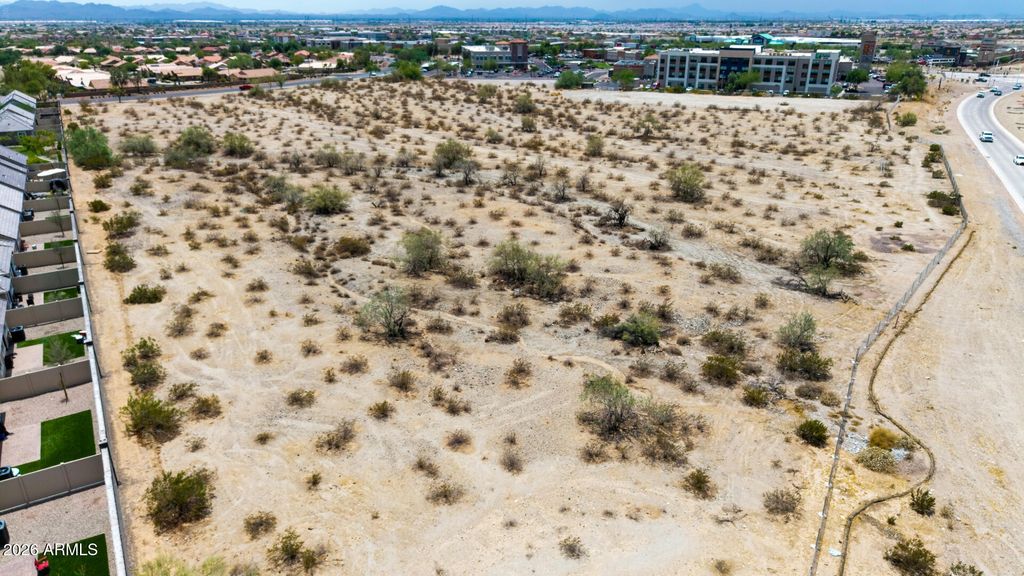 000 N Sundance -- 504-20-969, Buckeye, AZ 85326 — photo 3