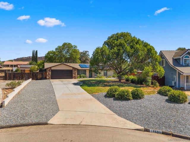 16333 Bassett, Ramona, CA 92065