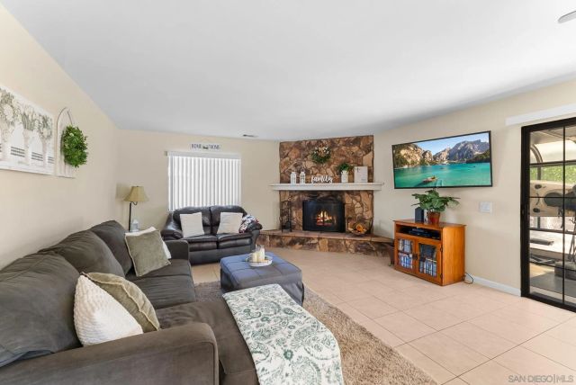 16333 Bassett, Ramona, CA 92065