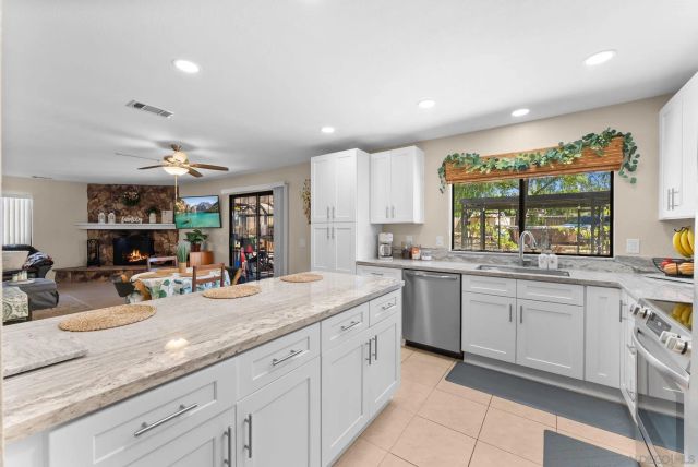 16333 Bassett, Ramona, CA 92065