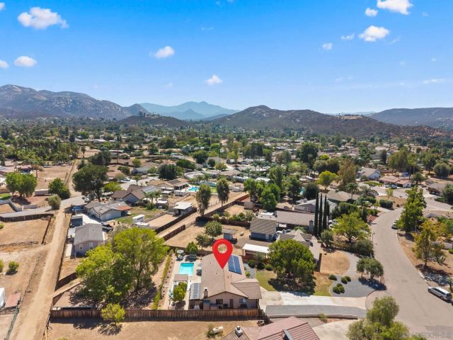 16333 Bassett, Ramona, CA 92065
