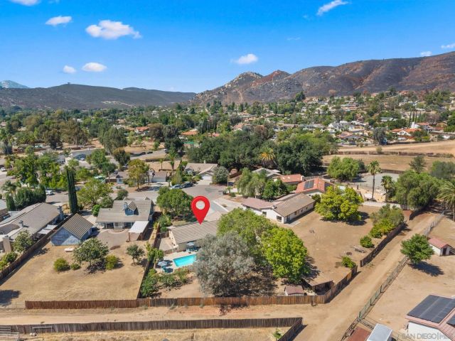 16333 Bassett, Ramona, CA 92065