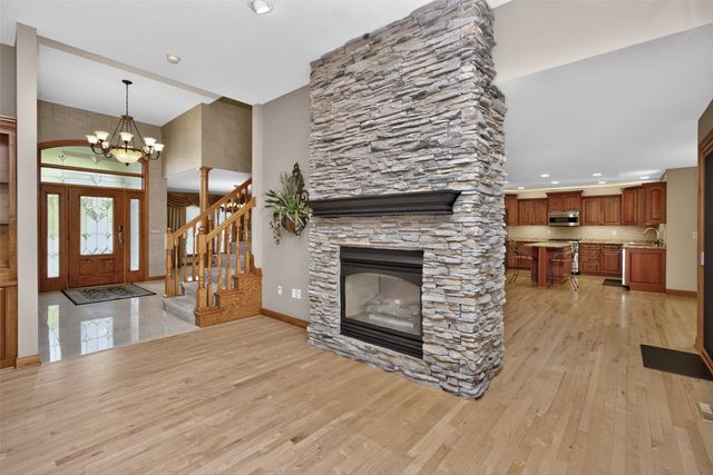 3604 129th Street, Urbandale, IA 50323