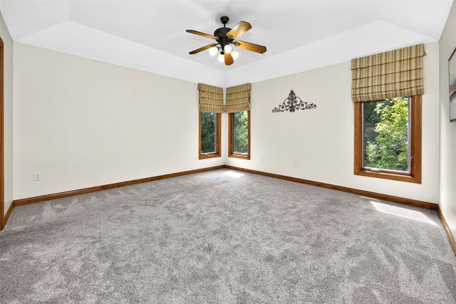 3604 129th Street, Urbandale, IA 50323