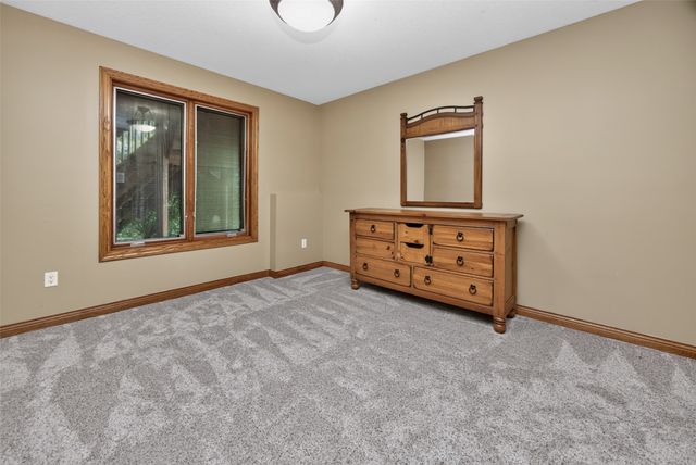 3604 129th Street, Urbandale, IA 50323