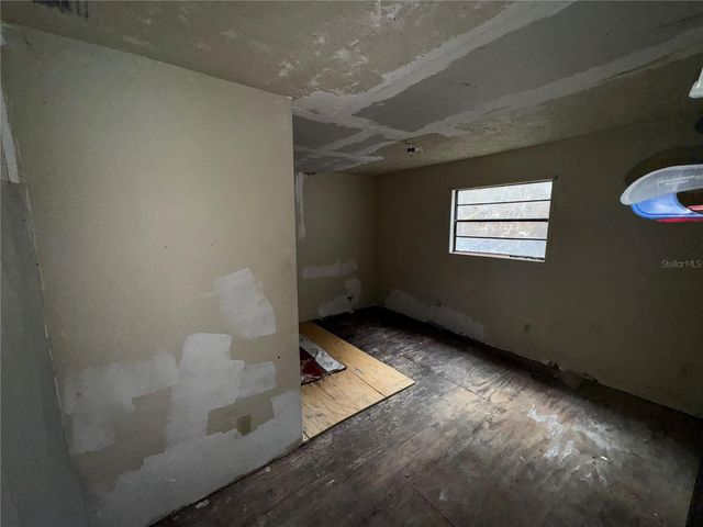 1919 NW 55TH AVENUE, Gainesville, FL 32653