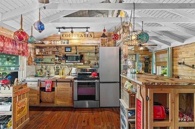 8815 US 1 Highway, Micco, FL 32976