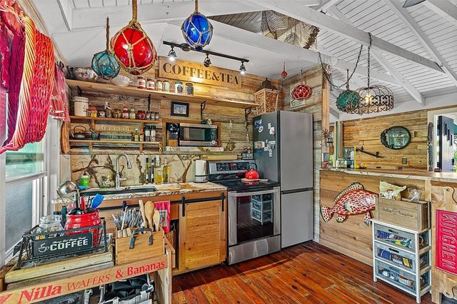 8815 US 1 Highway, Micco, FL 32976