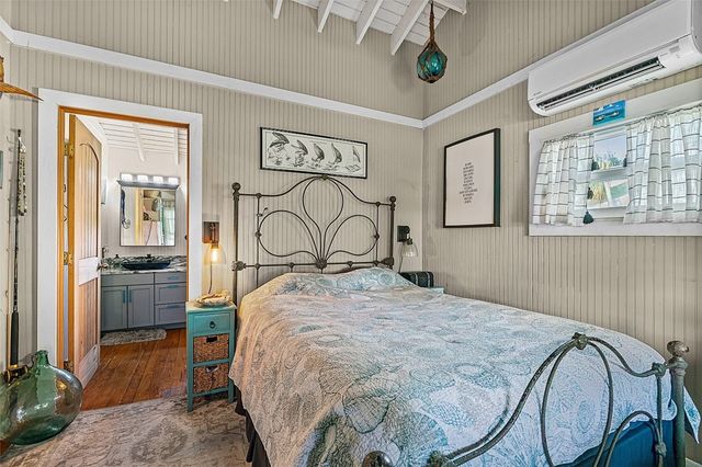 8815 US 1 Highway, Micco, FL 32976