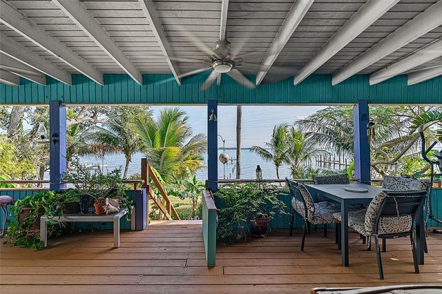 8815 US 1 Highway, Micco, FL 32976