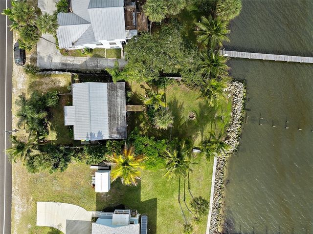 8815 US 1 Highway, Micco, FL 32976