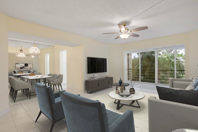 3810 Via Poinciana 404, Greenacres, FL 33467