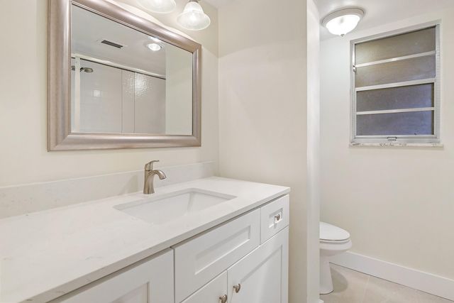 3810 Via Poinciana 404, Greenacres, FL 33467