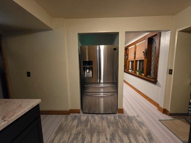 809 E HANCOCK STREET, Appleton, WI 54911