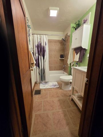 809 E HANCOCK STREET, Appleton, WI 54911