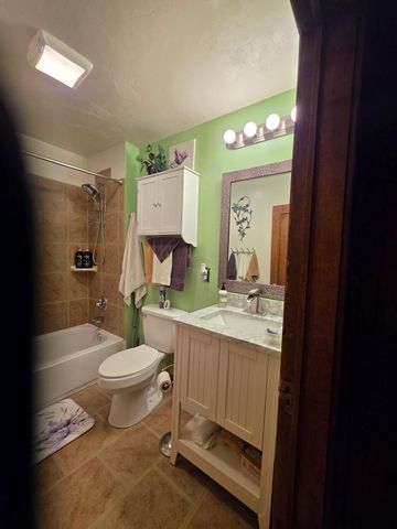 809 E HANCOCK STREET, Appleton, WI 54911