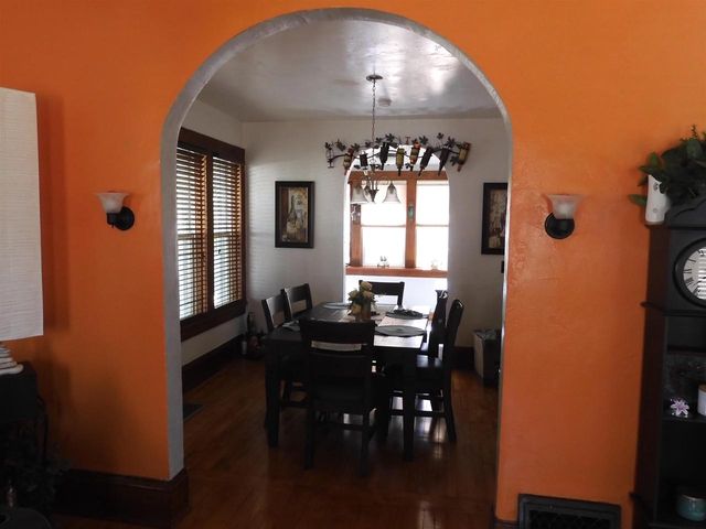 809 E HANCOCK STREET, Appleton, WI 54911