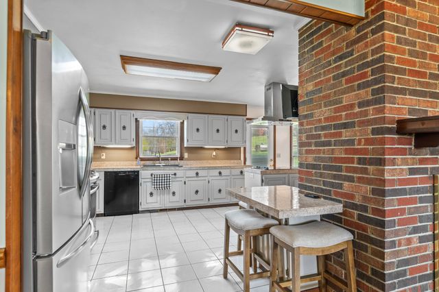 1839 Polly Adams Rd, Belfast, TN 37019