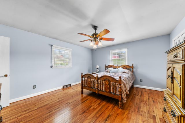 1839 Polly Adams Rd, Belfast, TN 37019