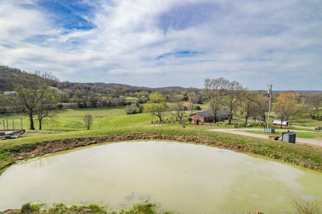 1839 Polly Adams Rd, Belfast, TN 37019