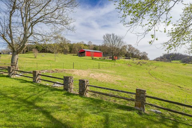 1839 Polly Adams Rd, Belfast, TN 37019